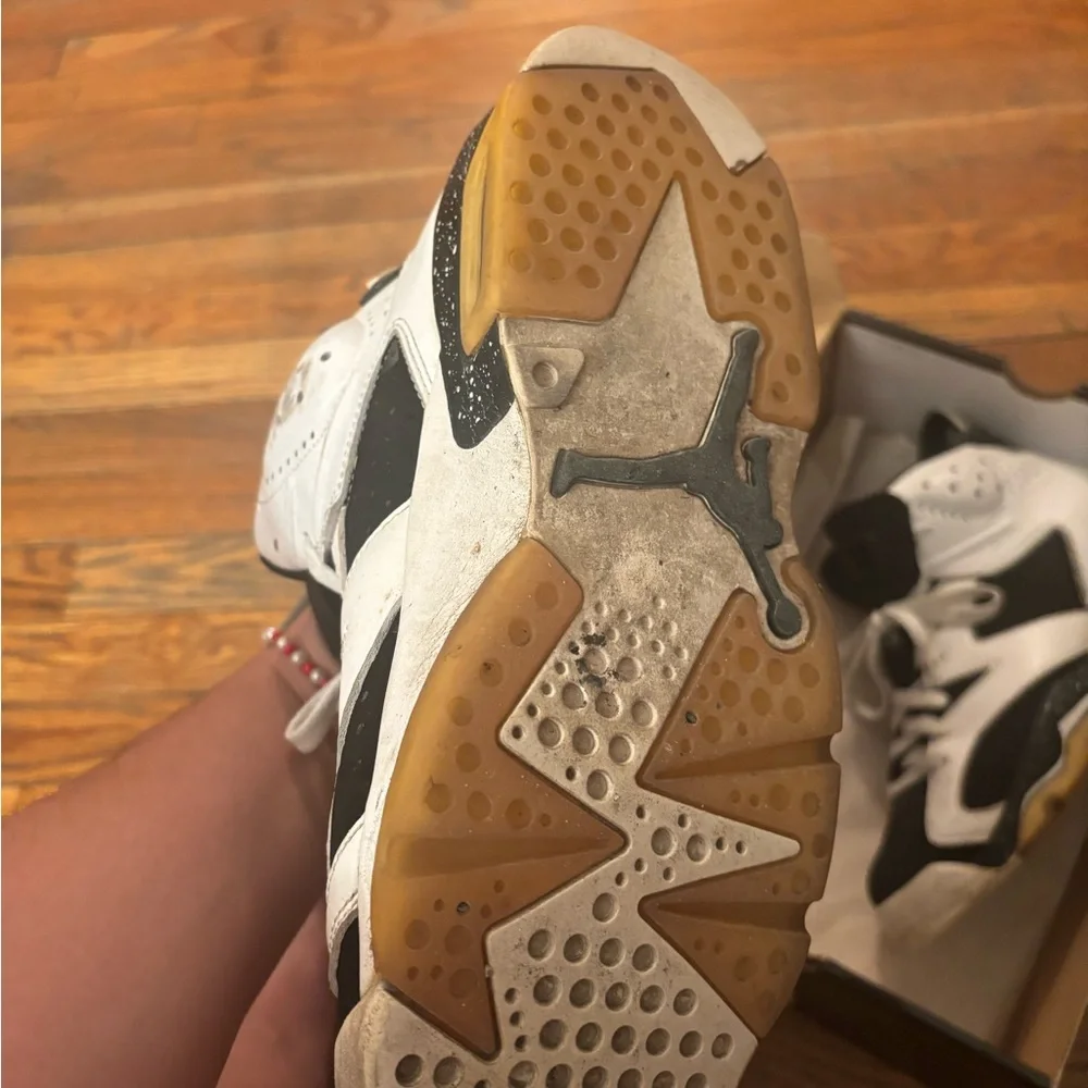 Air Jordan 6 Retro Sneakers - Black and white Oreo 2010 - Picture 5 of 7